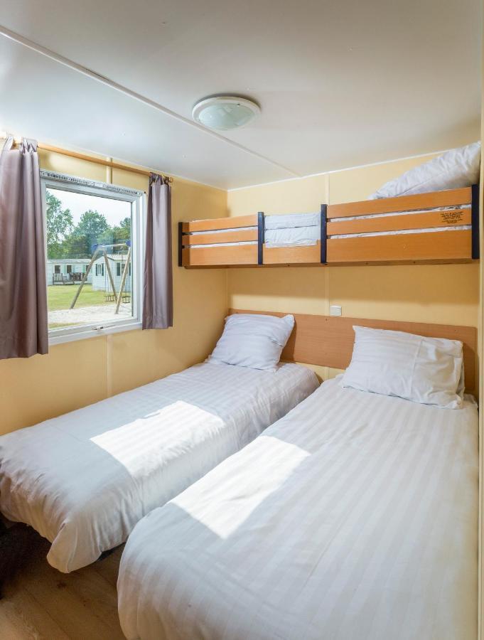 Vakantiepark De Bergen Wanroij Extérieur photo